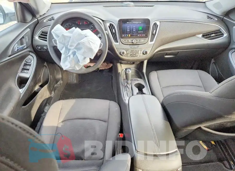 1G1ZD5ST3LF086348 Photo# 8
