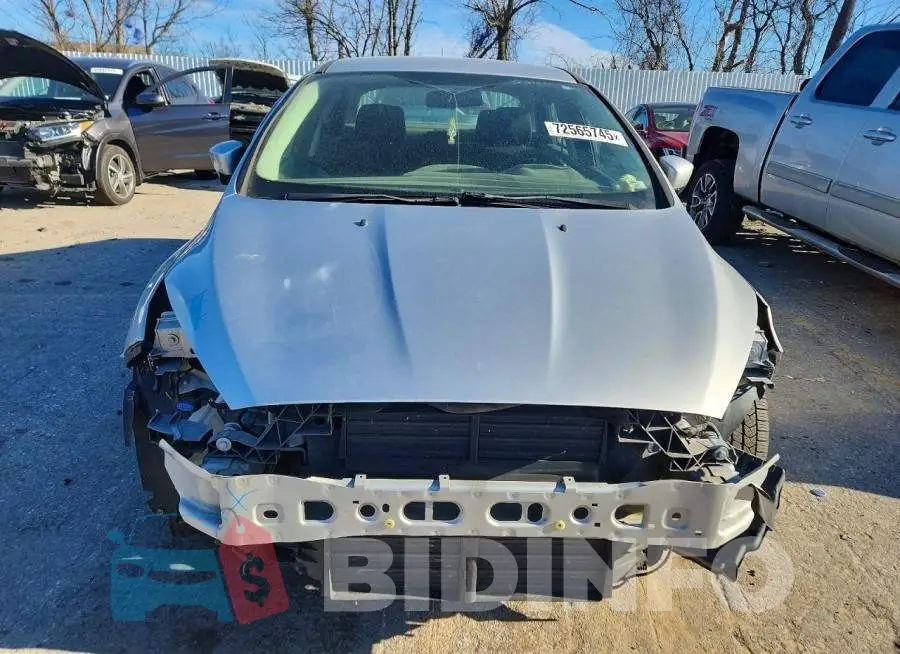 1FADP3F22JL288715 Photo# 5
