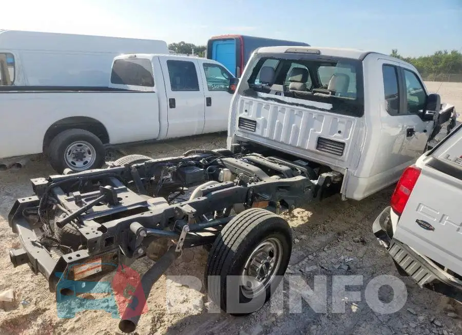1FD8X3A64JEC67600 Photo# 3