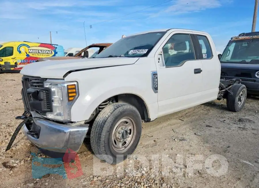 1FD8X3A64JEC67600 Photo# 1