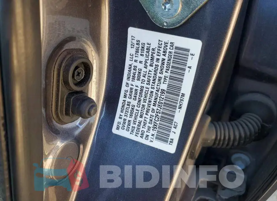 19XFC2F57JE012199 Photo# 12