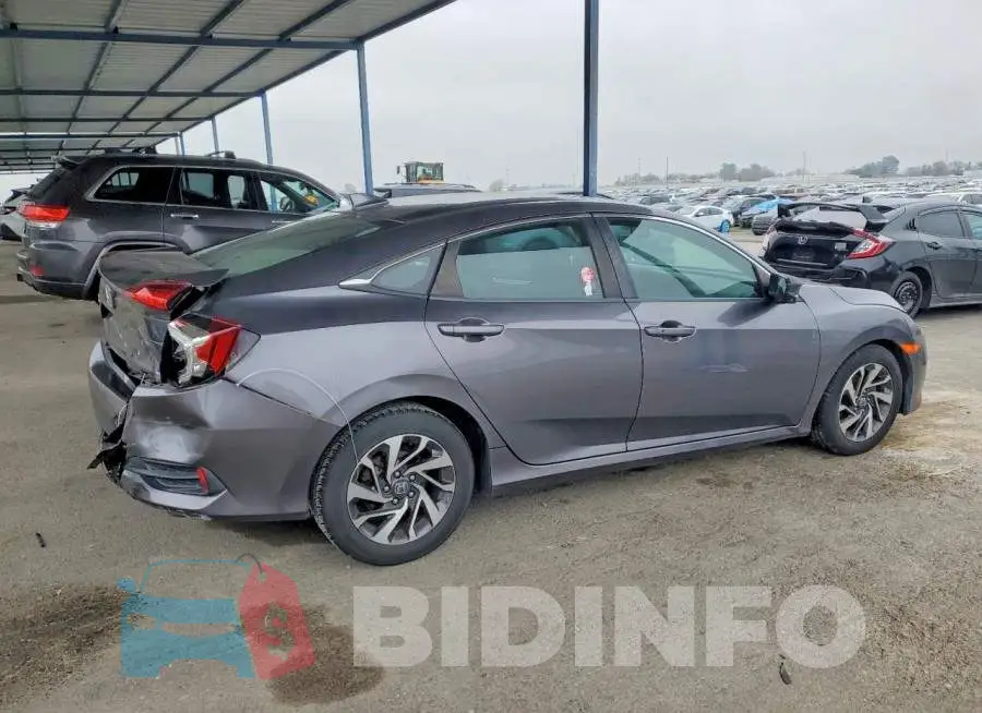 19XFC2F77HE202872 Photo# 3