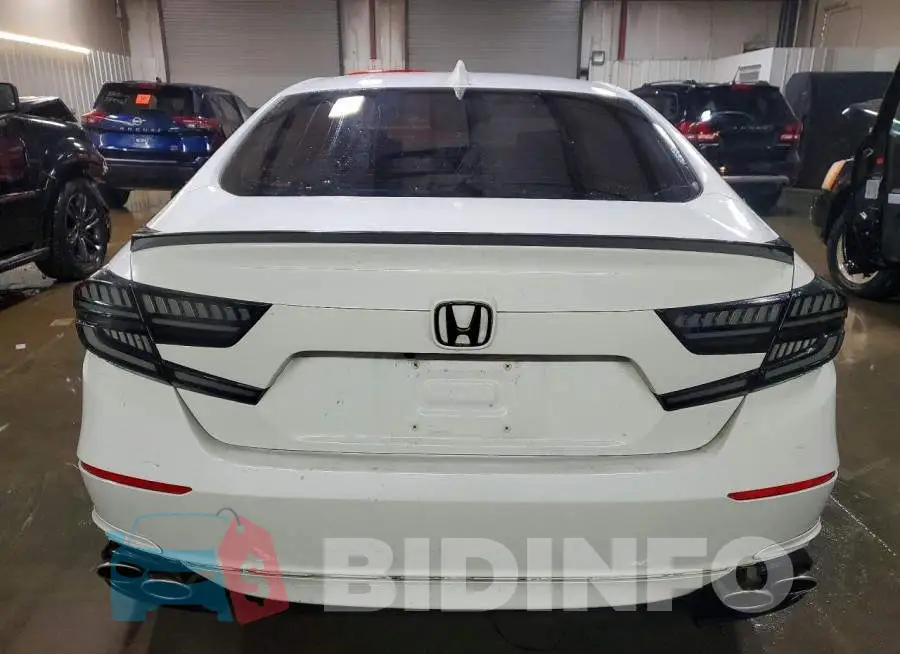 1HGCV1F53JA124526 Photo# 6