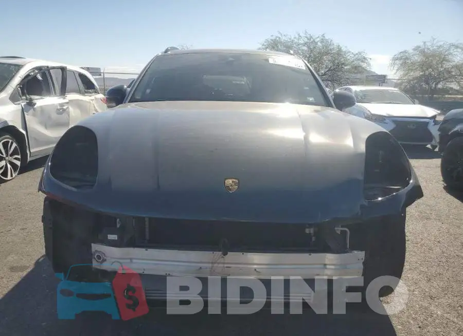 WP1AA2A51KLB03807 Photo# 5
