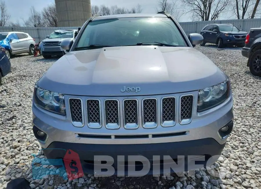 1C4NJDEB9HD129590 Photo# 5