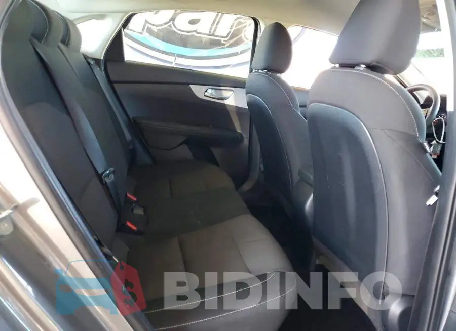 3KPF24AD2RE807282 Photo# 10