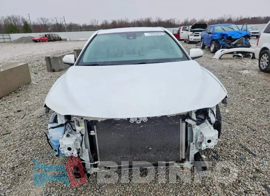 4T1C11AK5PU758558 Photo# 5
