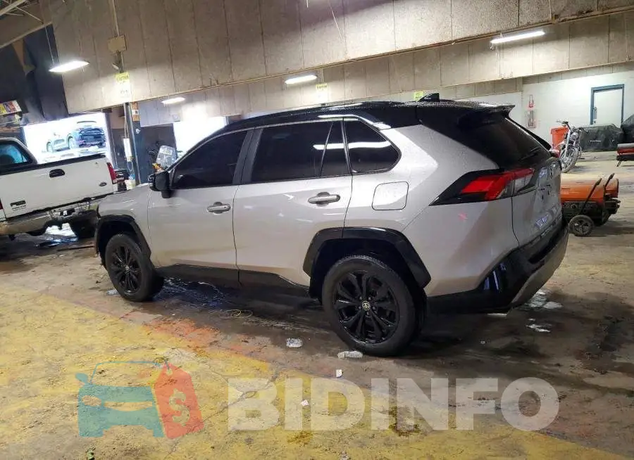 4T3E6RFV3RU140161 Photo# 2