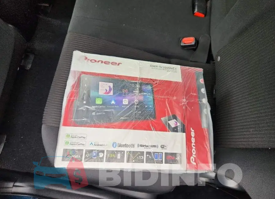 JTMBFREV3JD251573 Photo# 13