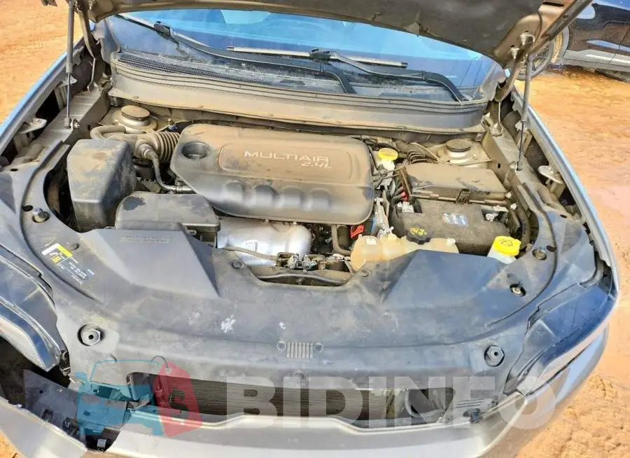 1C4PJLLB8KD205796 Photo# 12