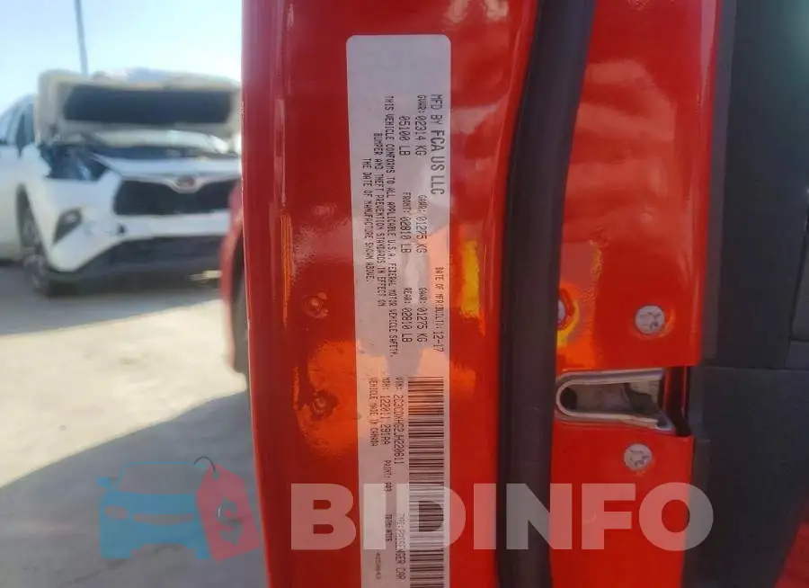 2C3CDXHG2JH220611 Photo# 12