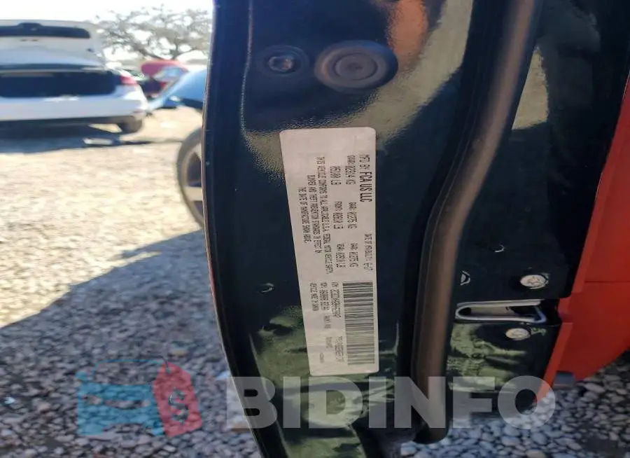 2C3CDXHG9HH628047 Photo# 12