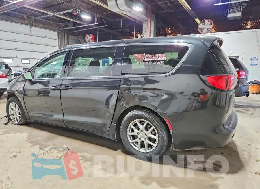 2C4RC1CG8NR208783 Photo# 2
