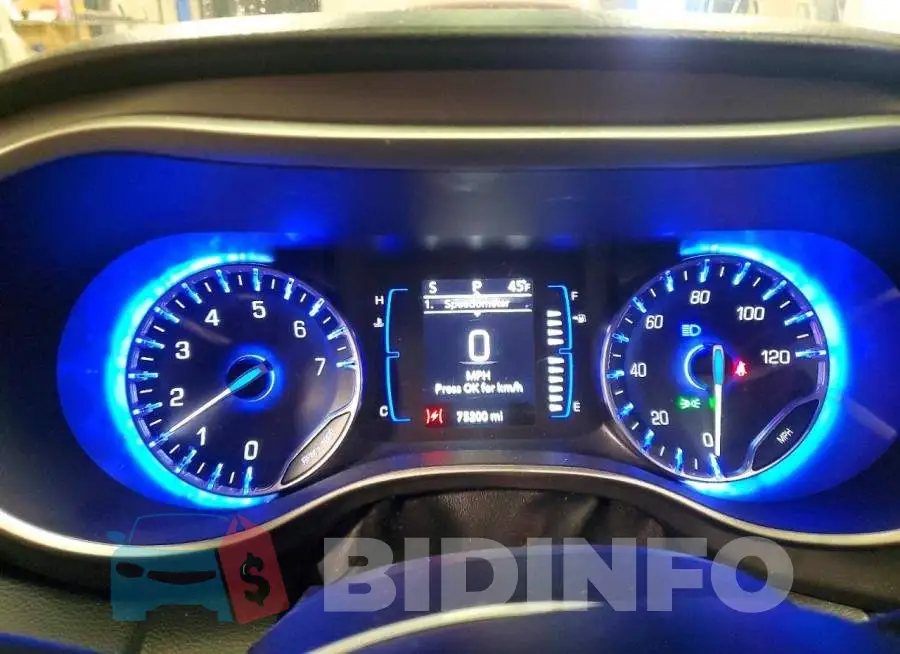 2C4RC1FG4LR127434 Photo# 9