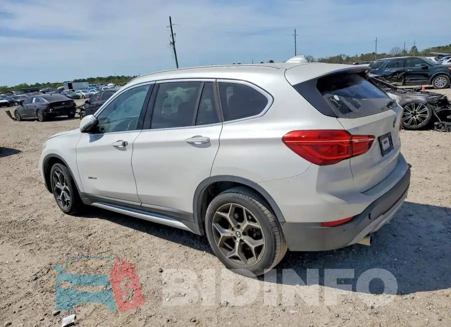 WBXHU7C3XJ5H40087 Photo# 2