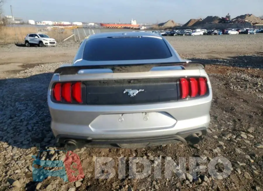 1FA6P8TH2J5112511 Photo# 6