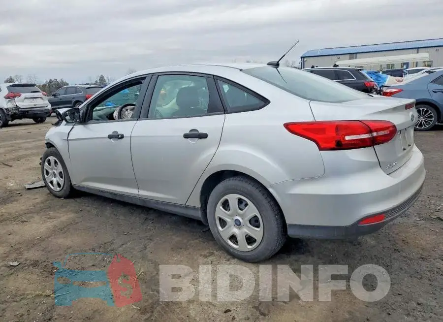 1FADP3E2XJL264681 Photo# 2