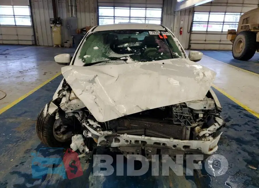 1FADP3K28JL324039 Photo# 5