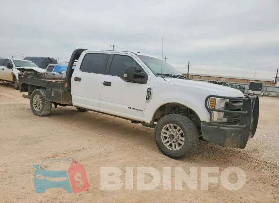 1FD7W2BT2JEC25648 Photo# 4
