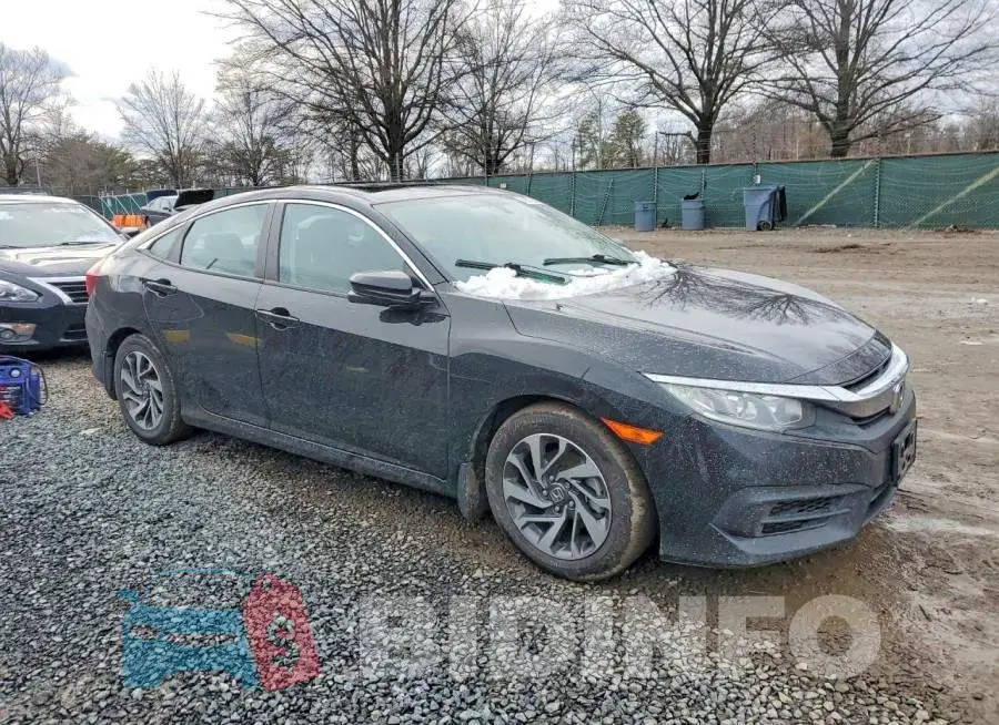 19XFC2F77HE202788 Photo# 4