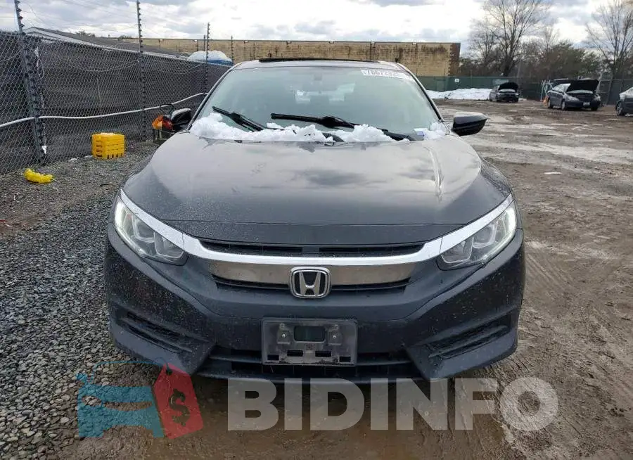 19XFC2F77HE202788 Photo# 5
