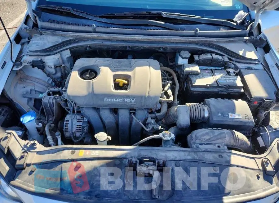 5NPD84LF3JH257773 Photo# 11