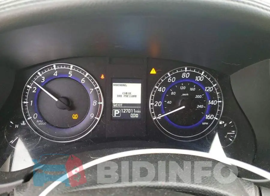 JN1BJ0RP1HM384061 Photo# 9
