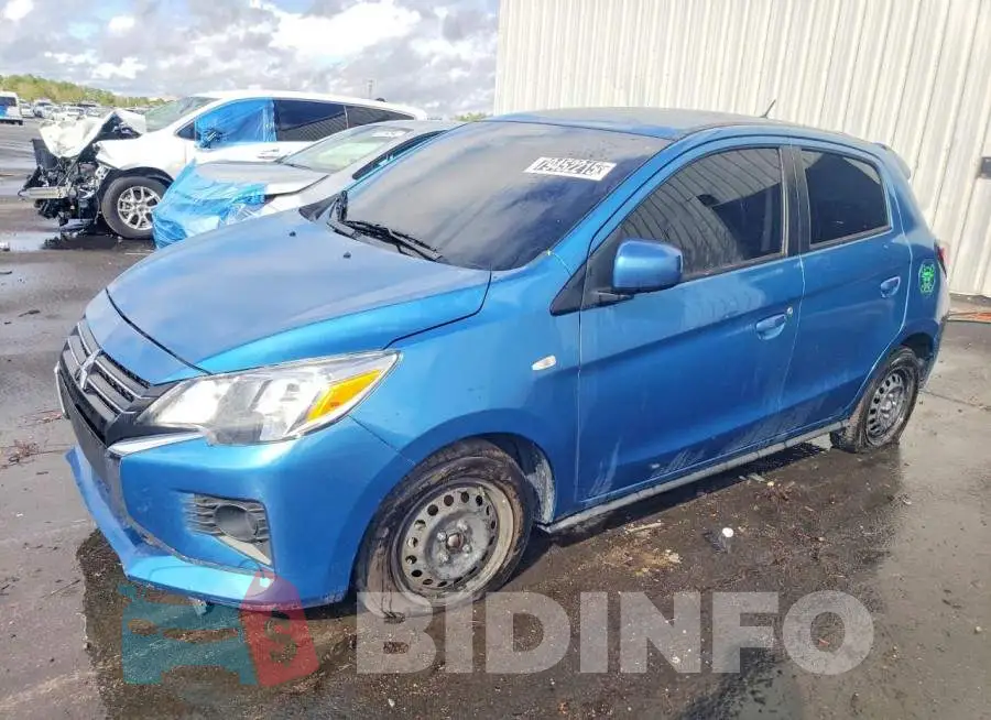 ML32AUHJ6RH017929 Photo# 1