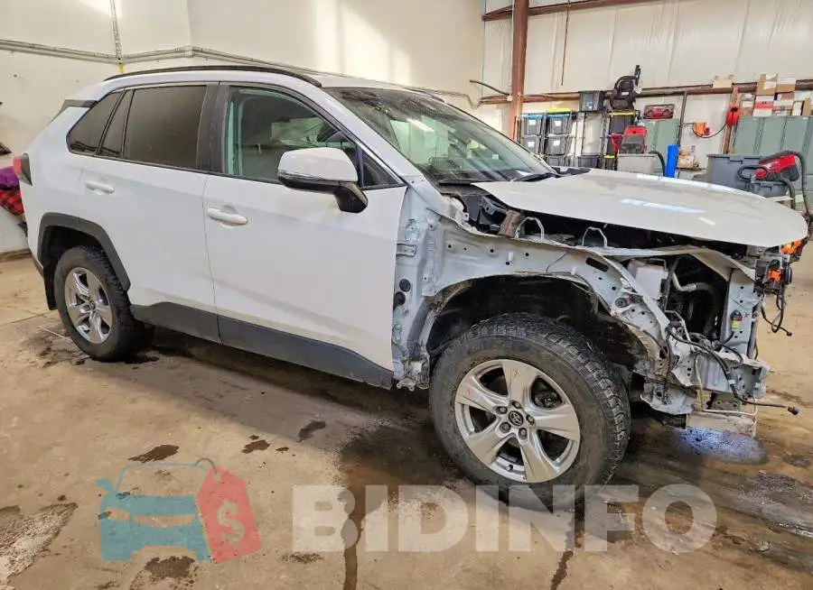 2T3R1RFV8LW119104 Photo# 4