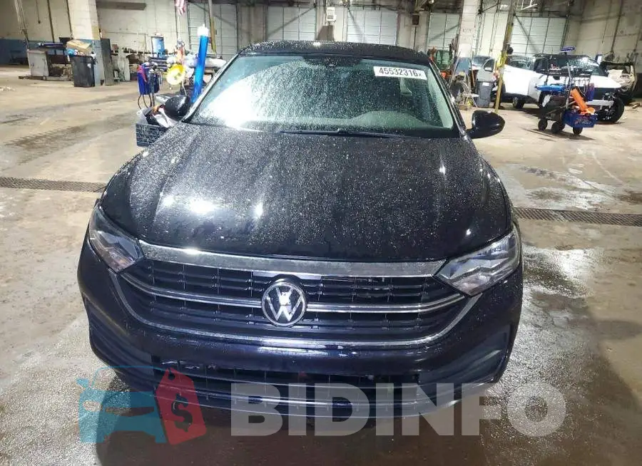 3VW4M7BU2PM010631 Photo# 5