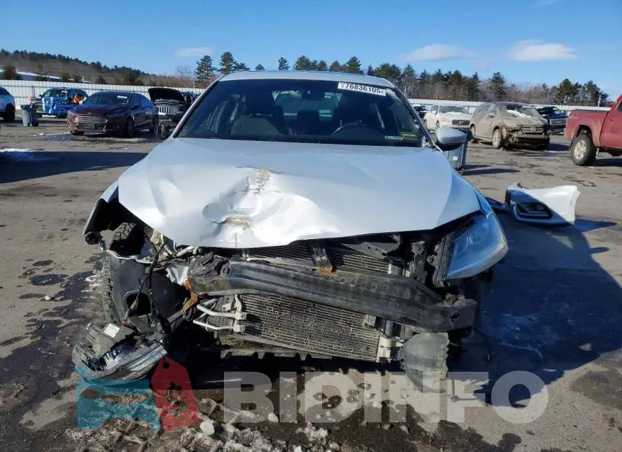 3VW5T7AJ4HM345809 Photo# 5