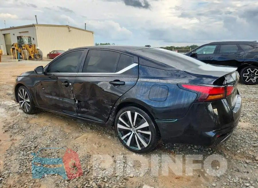 1N4BL4CV4MN360109 Photo# 2