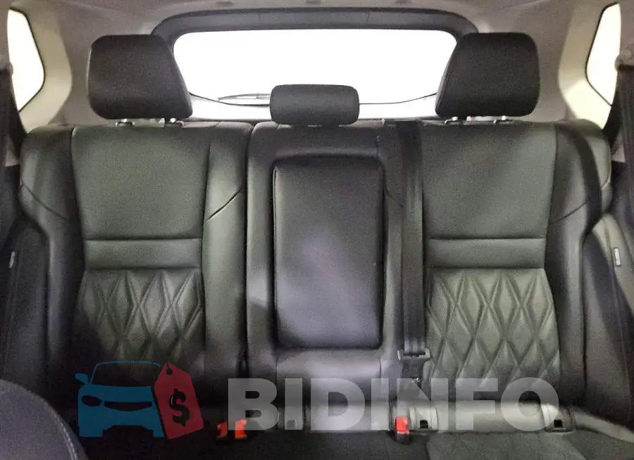 JN8BT3DD2RW455638 Photo# 10