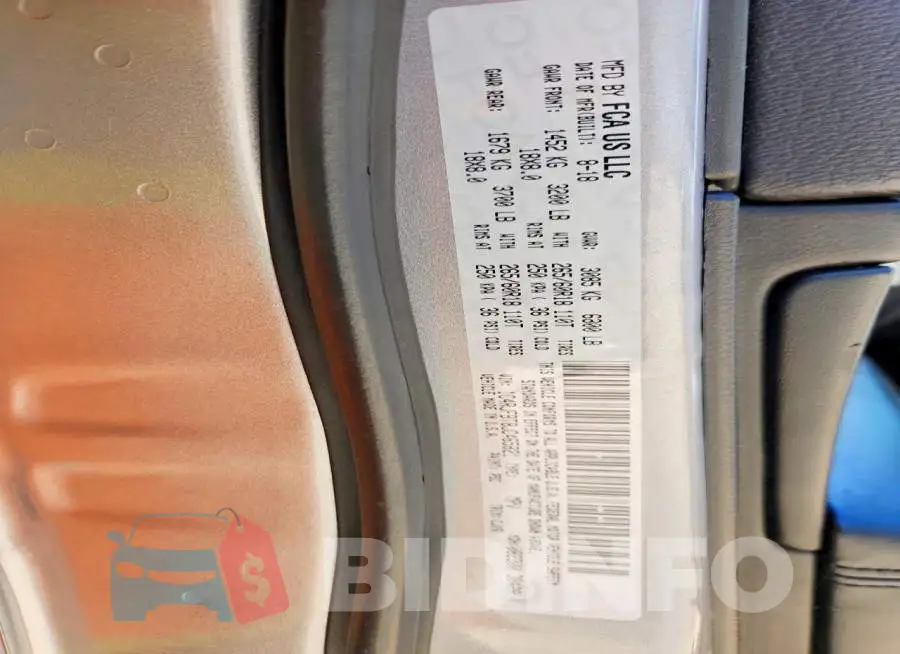 1C4RJFBT8JC465821 Photo# 14