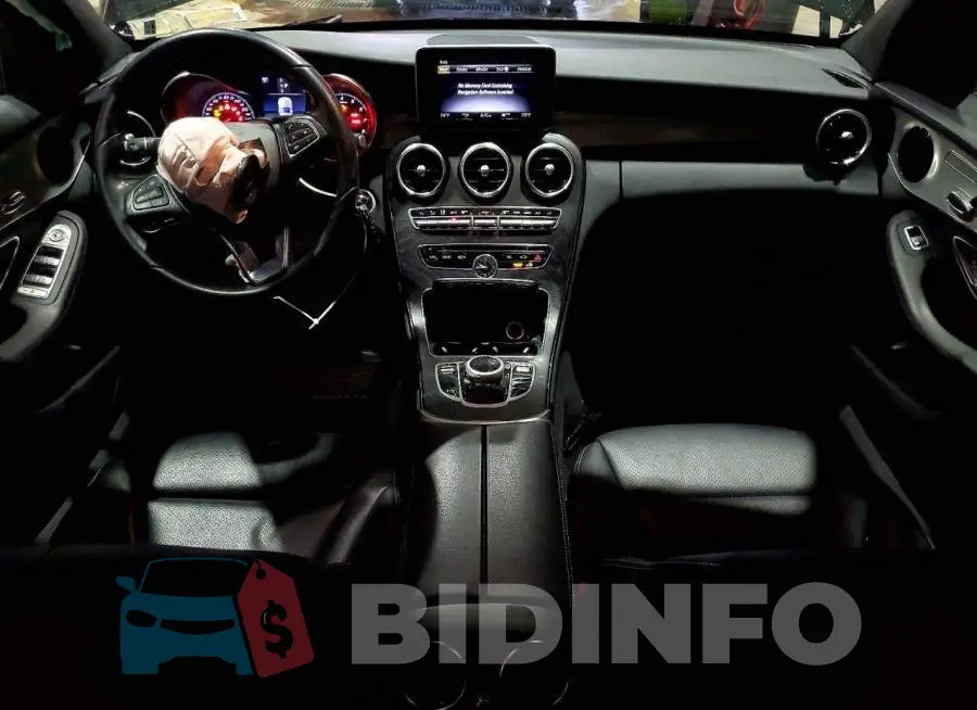 55SWF4KB7JU272545 Photo# 8
