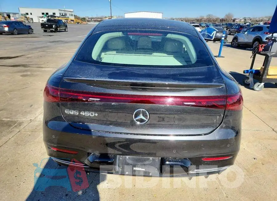 W1KCG2DB7NA013562 Photo# 6