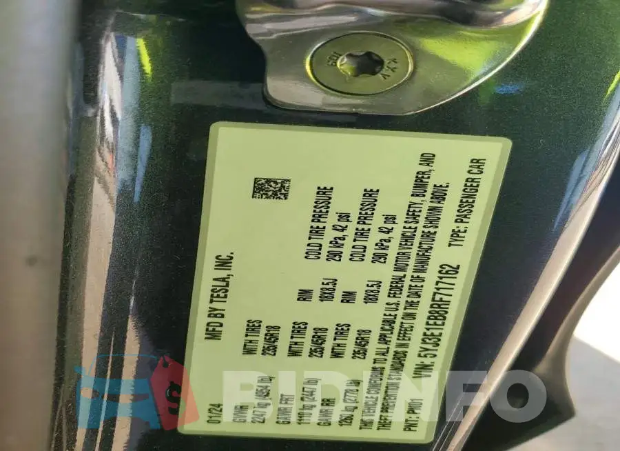 5YJ3E1EB8RF717162 Photo# 12