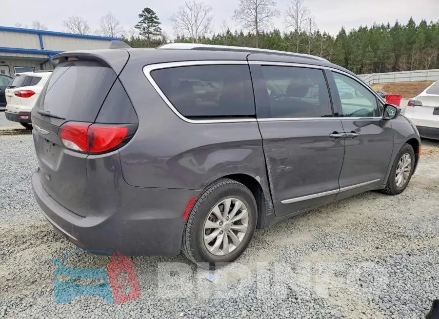 2C4RC1EG1JR114302 Photo# 3