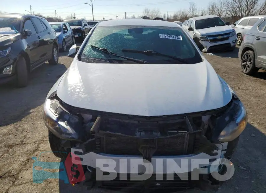 1G1ZC5STXNF151332 Photo# 5
