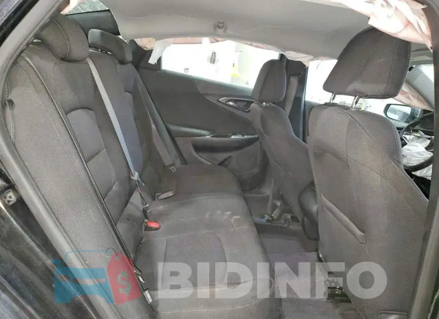 1G1ZG5ST2KF220739 Photo# 10