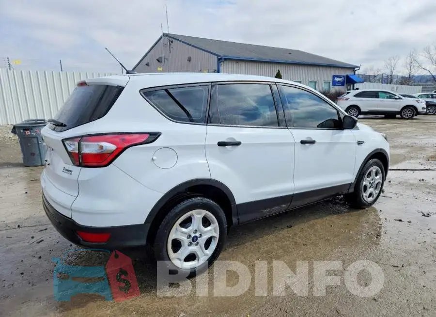1FMCU0F77JUB15948 Photo# 3