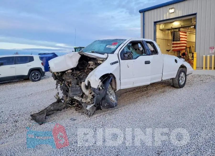 1FTFX1EF3HKC67951 Photo# 1