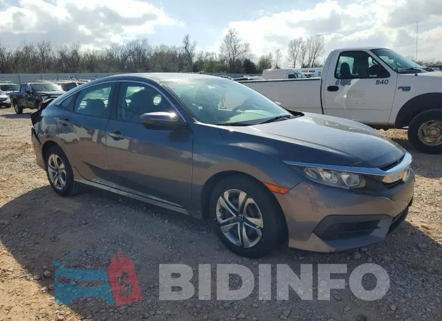 19XFC2F53HE007303 Photo# 4