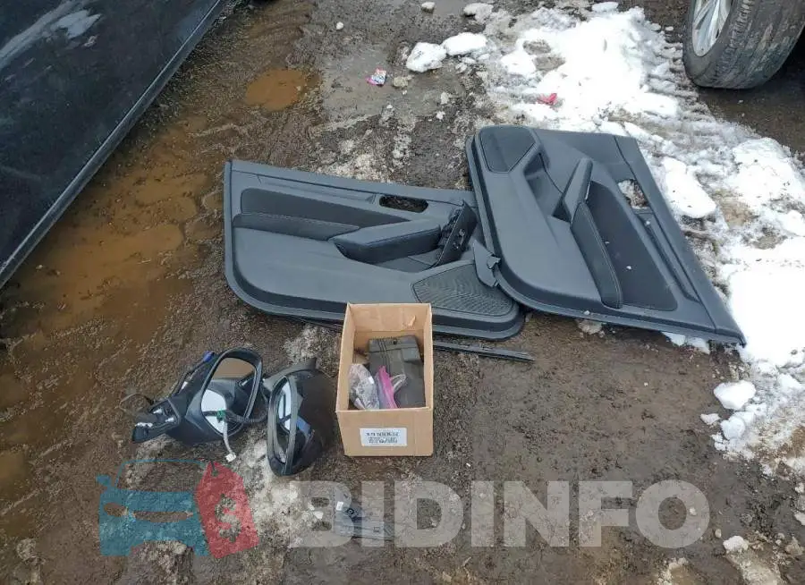 2HGFE2F50NH501565 Photo# 12