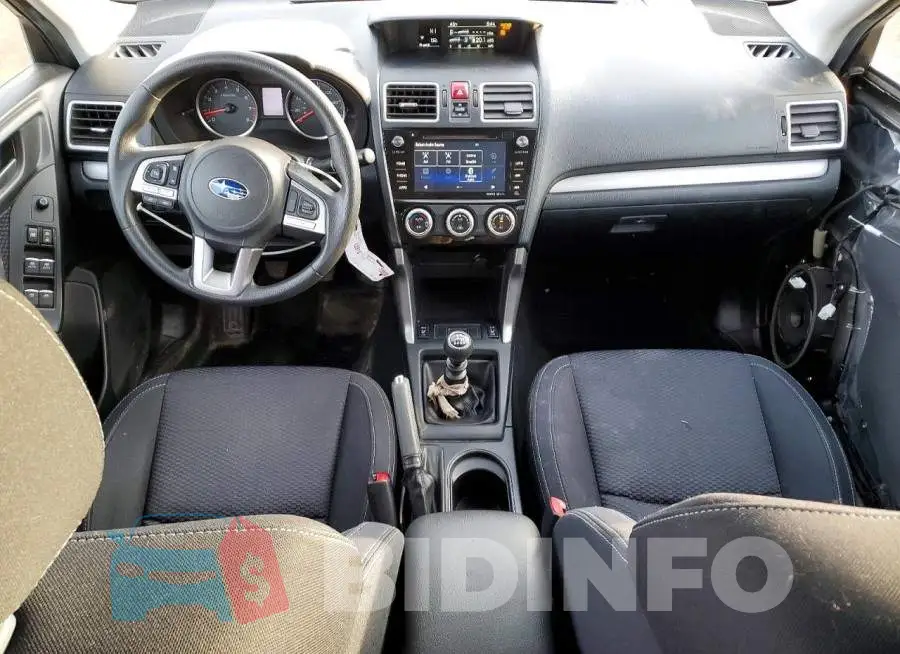 JF2SJAECXJG427680 Photo# 8