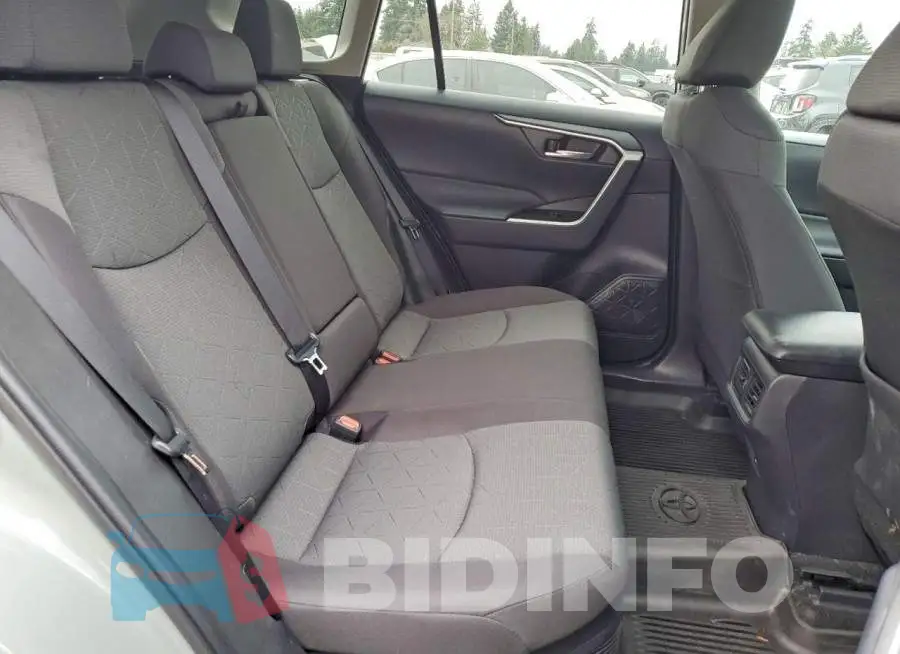 2T3RWRFV2NW141152 Photo# 11