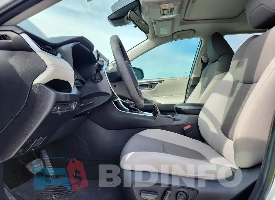 2T3W1RFV8MC141562 Photo# 7