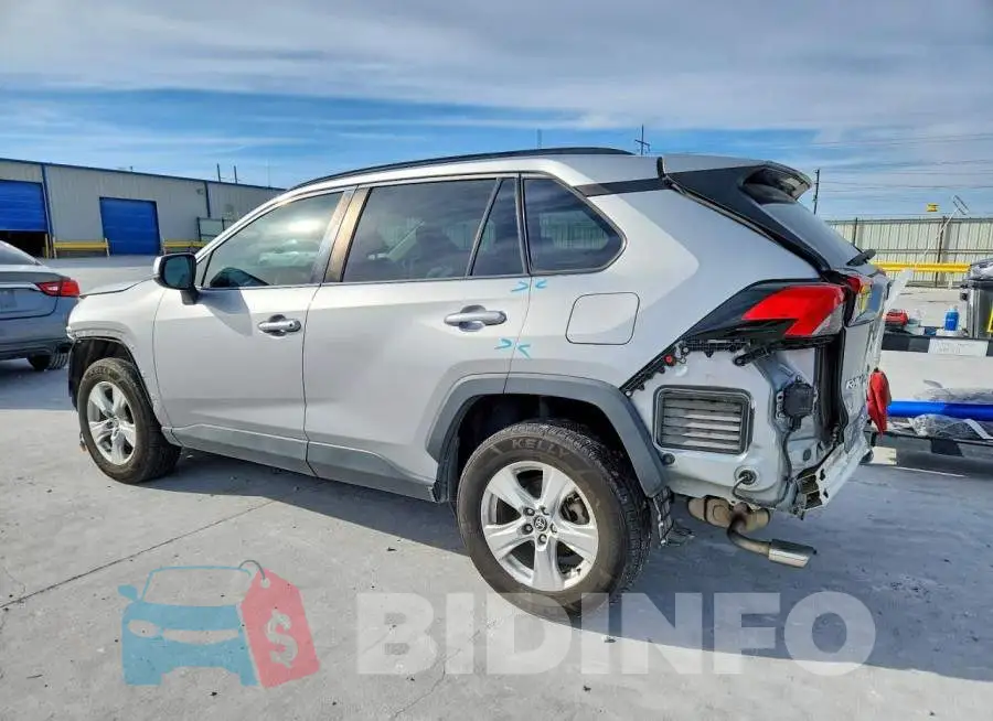 2T3W1RFV8MC141562 Photo# 2
