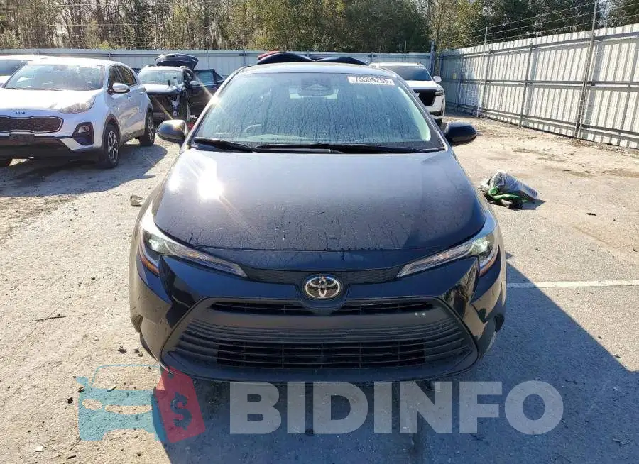 5YFB4MDE6SP264942 Photo# 5
