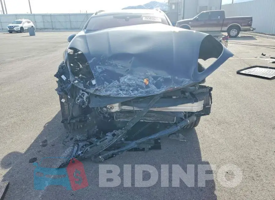 WP1AB2A59LLB37220 Photo# 5